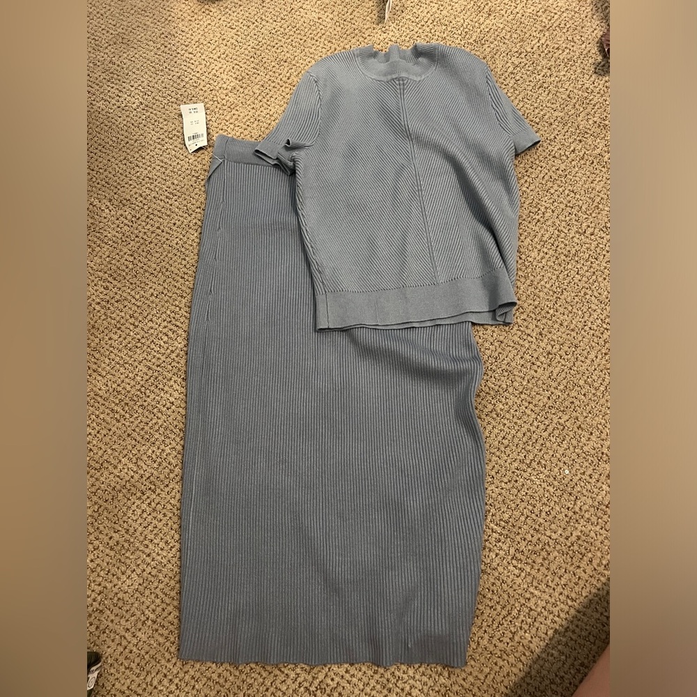 NWT. Abercrombie sweater skirt and top set in blue size small - stripped